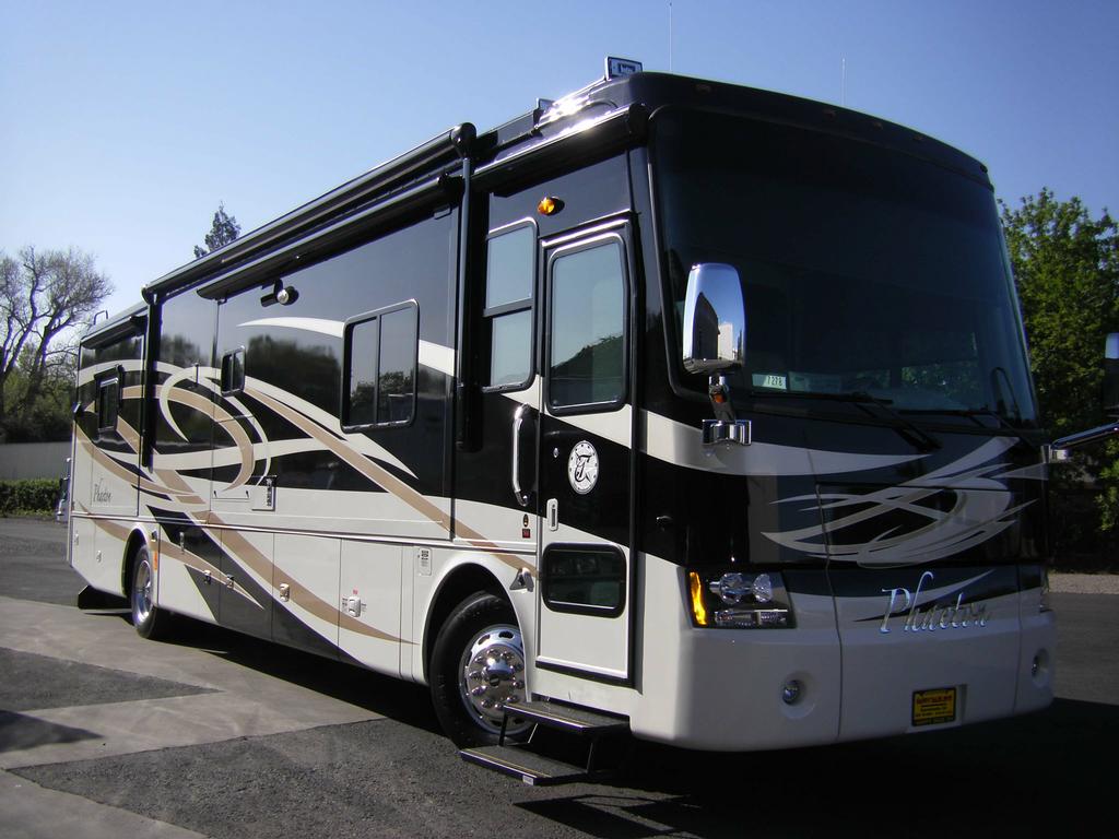 Leales RV Motorhome